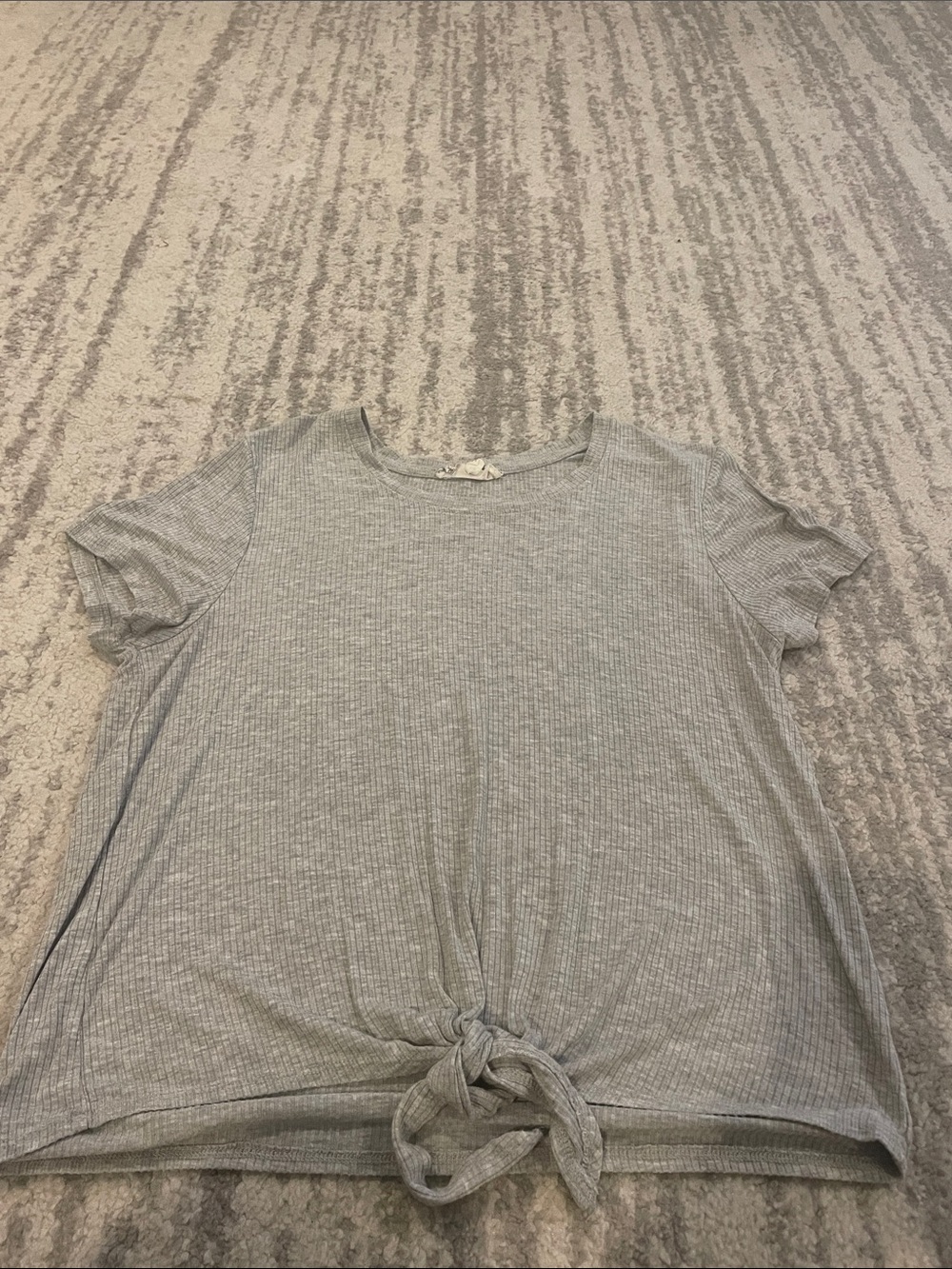 Pink Republic Light Gray Ribbed Tie-Front Short Sleeve Top